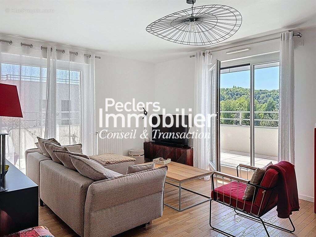 Appartement à RUEIL-MALMAISON