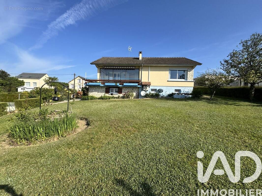 Photo 1 - Maison à LA GRANDE-PAROISSE