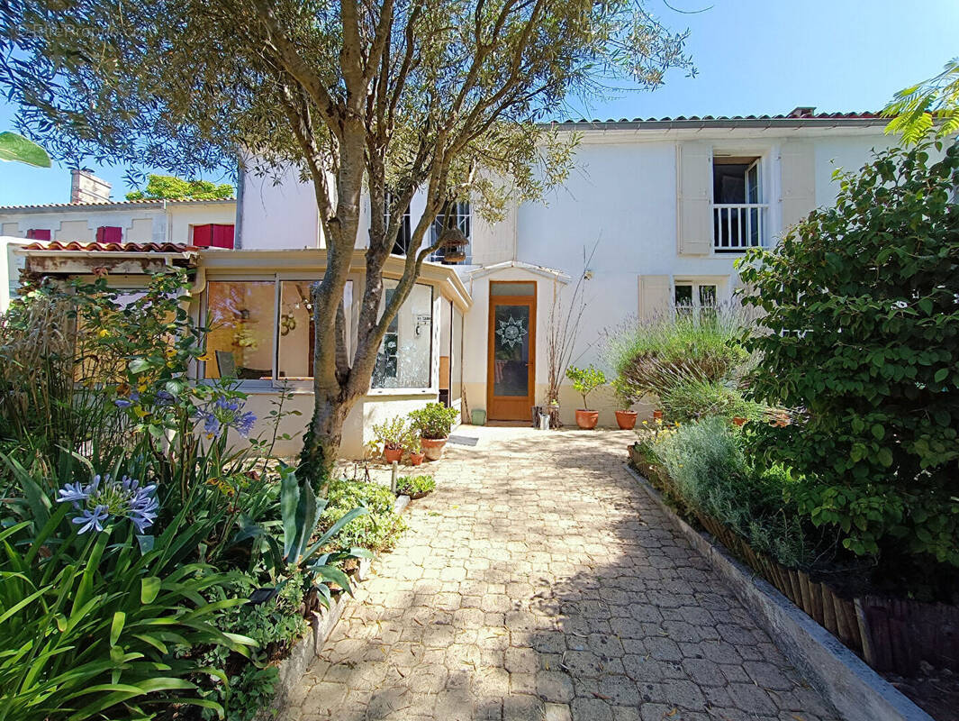 Maison à SAINT-BRICE