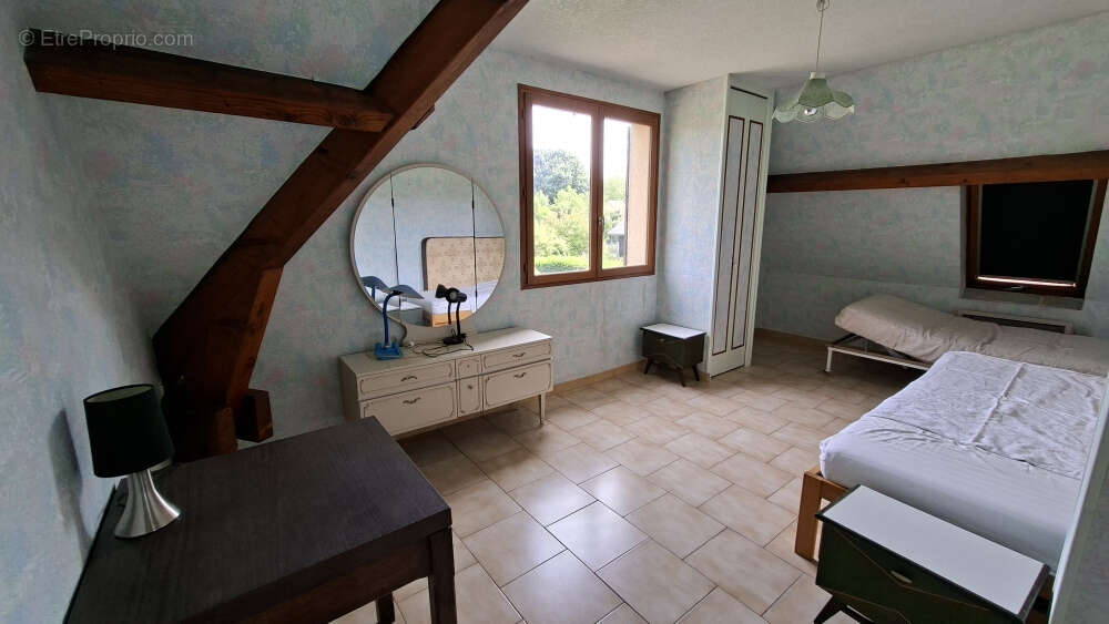 Pavillon sur sous sol, 5 chambres - photo 8