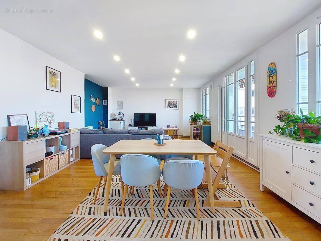 Appartement à LYON-8E