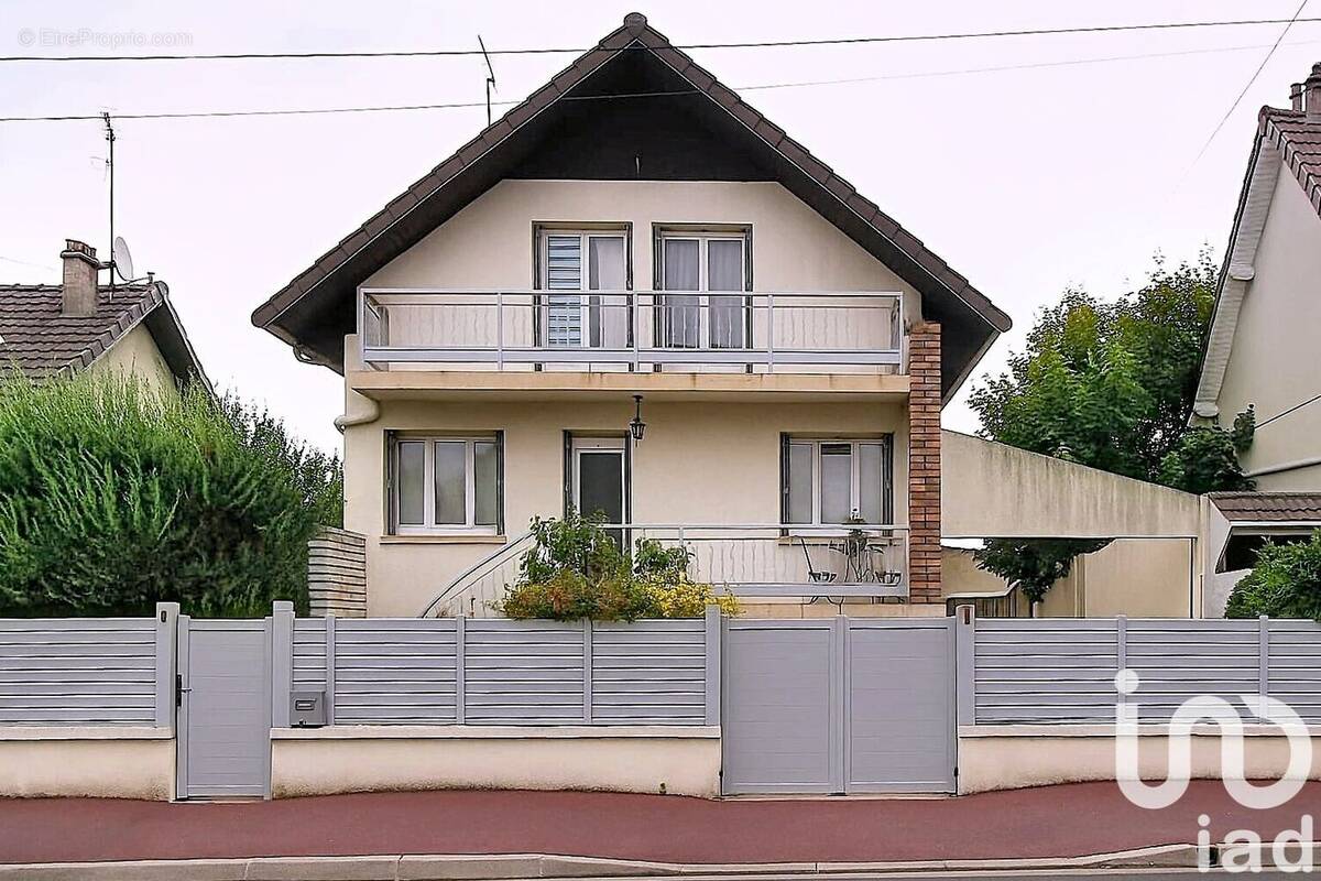 Photo 1 - Maison à TREMBLAY-EN-FRANCE