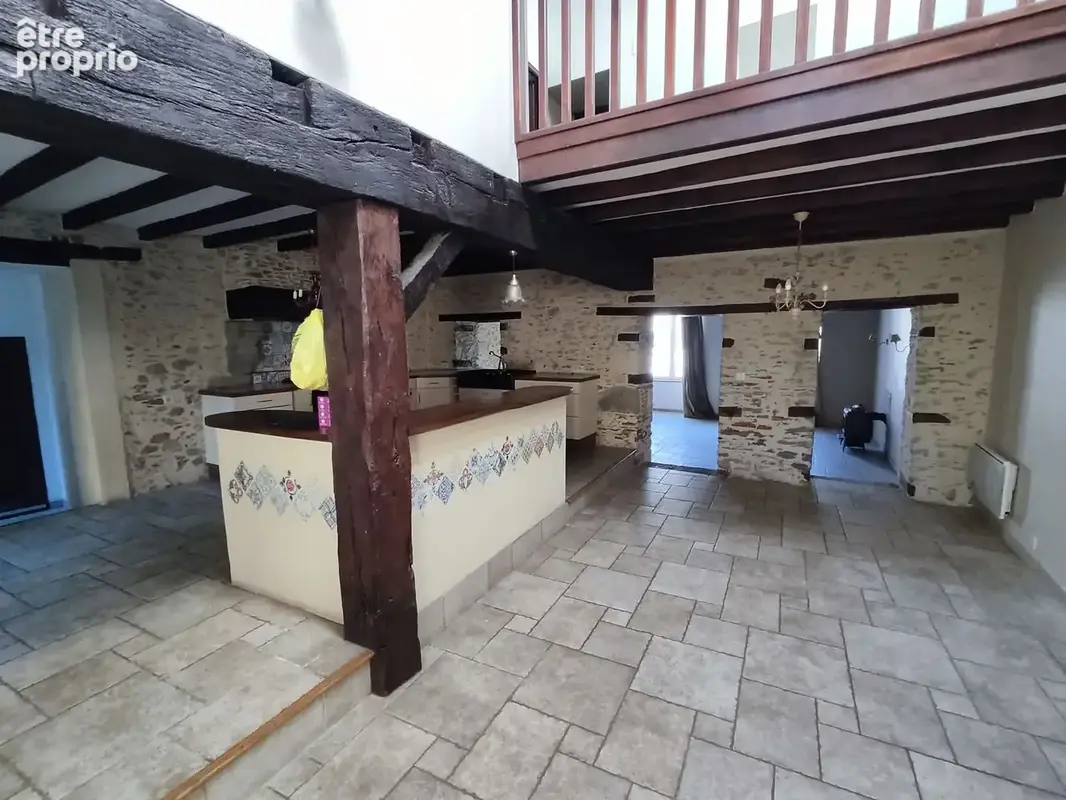 CUISINE-SALLE A MANGER