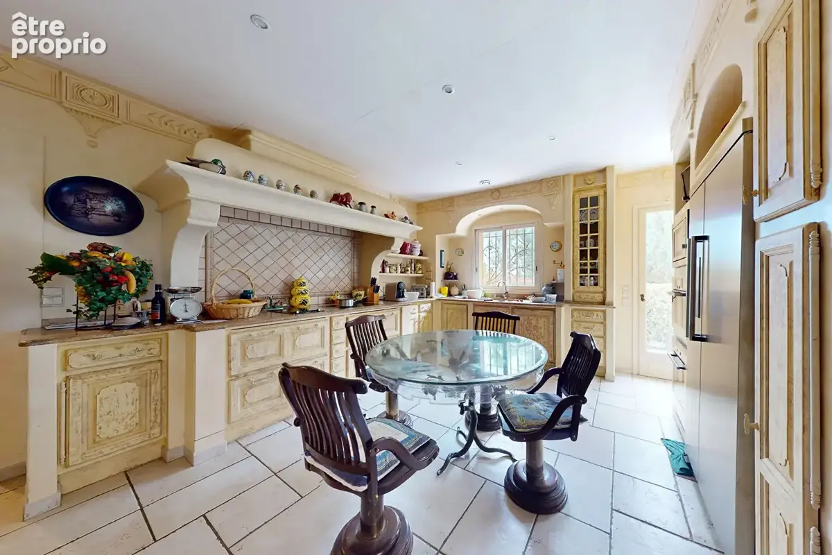 Belle Propriété atypique 207m² piscine Saint-Cyprien- 66750 - photo 8
