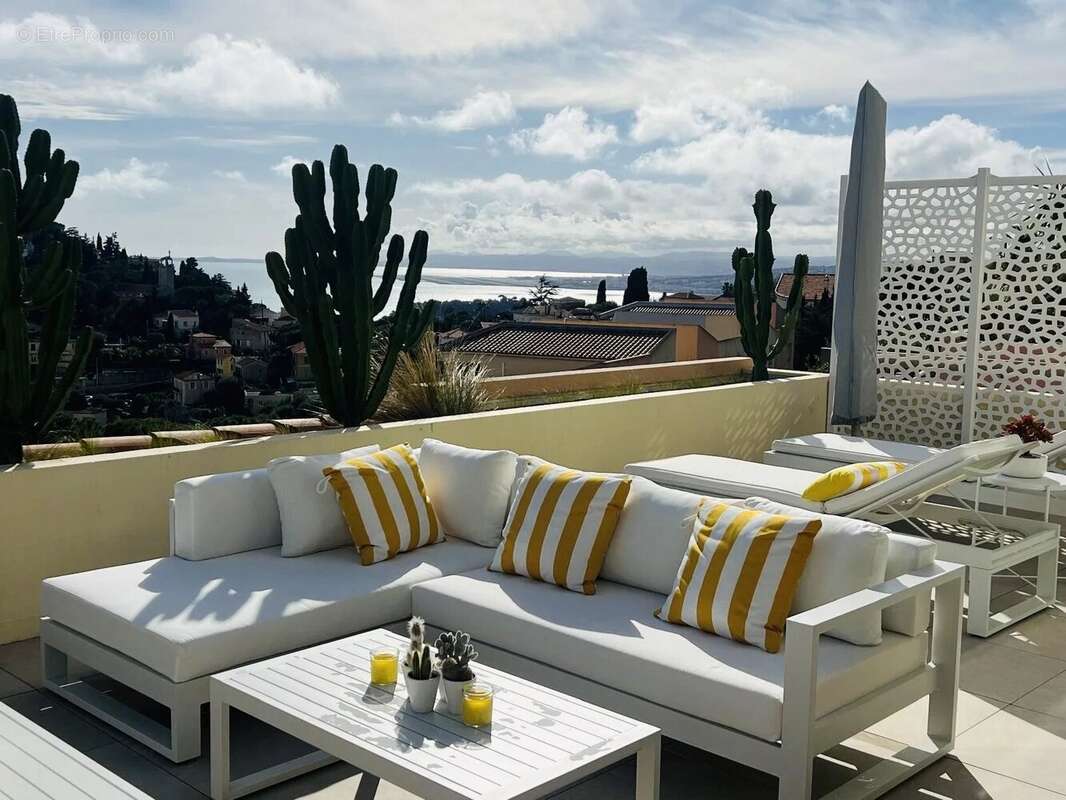 Appartement à VILLEFRANCHE-SUR-MER