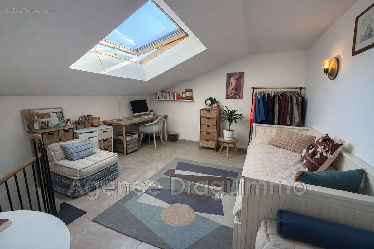 Appartement à DRAGUIGNAN