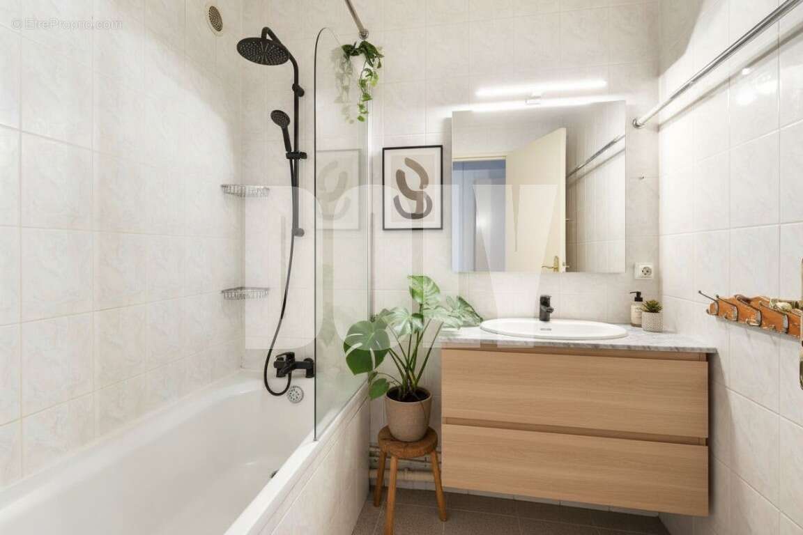 Appartement à PARIS-20E
