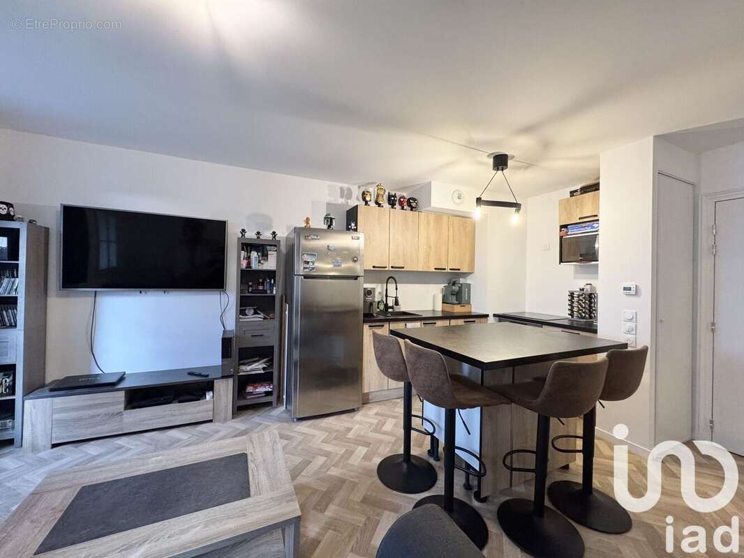 Photo 2 - Appartement à REAU