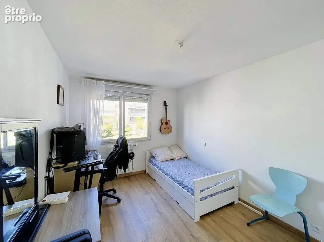 Grand Appartement T3 Traversant avec grande terrasse, parking sous sol, Métro à pieds - photo 8