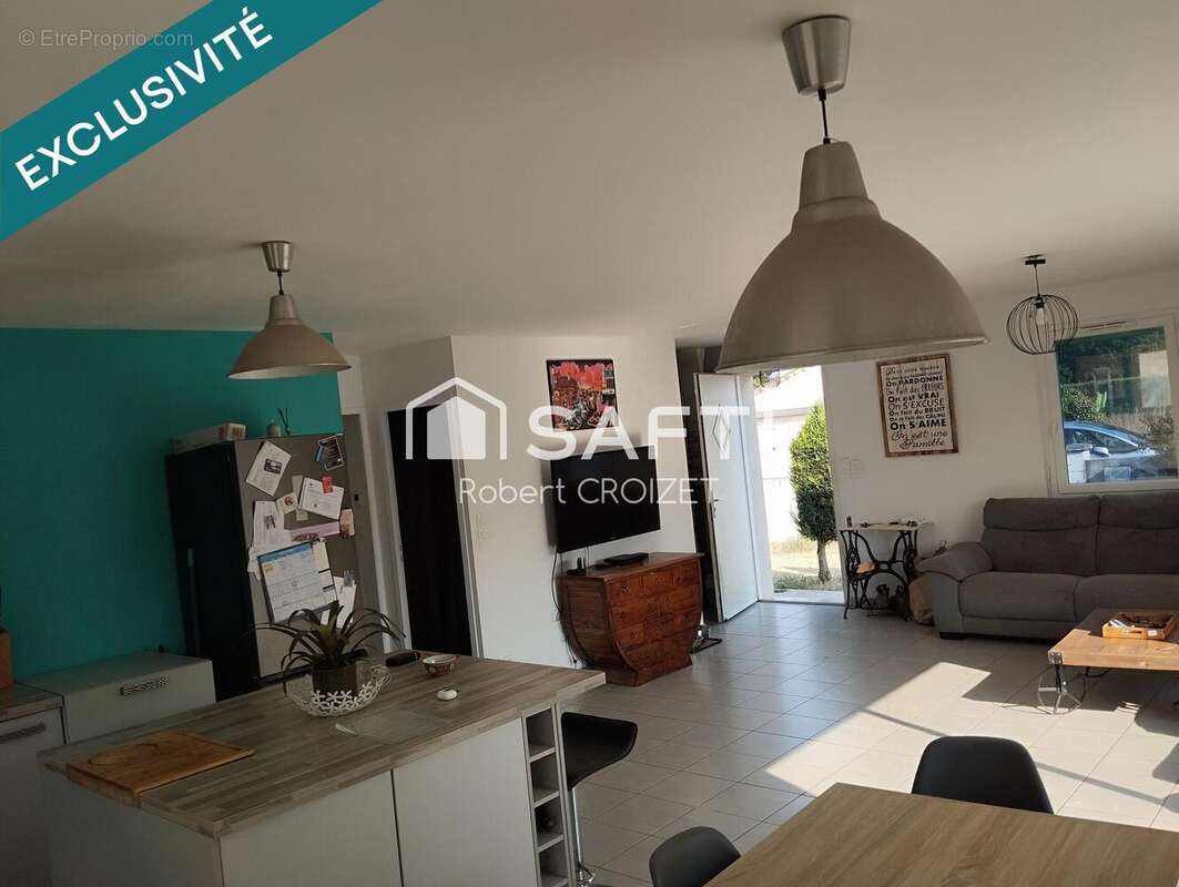 Maison 89 m² à Cerons  - photo 8