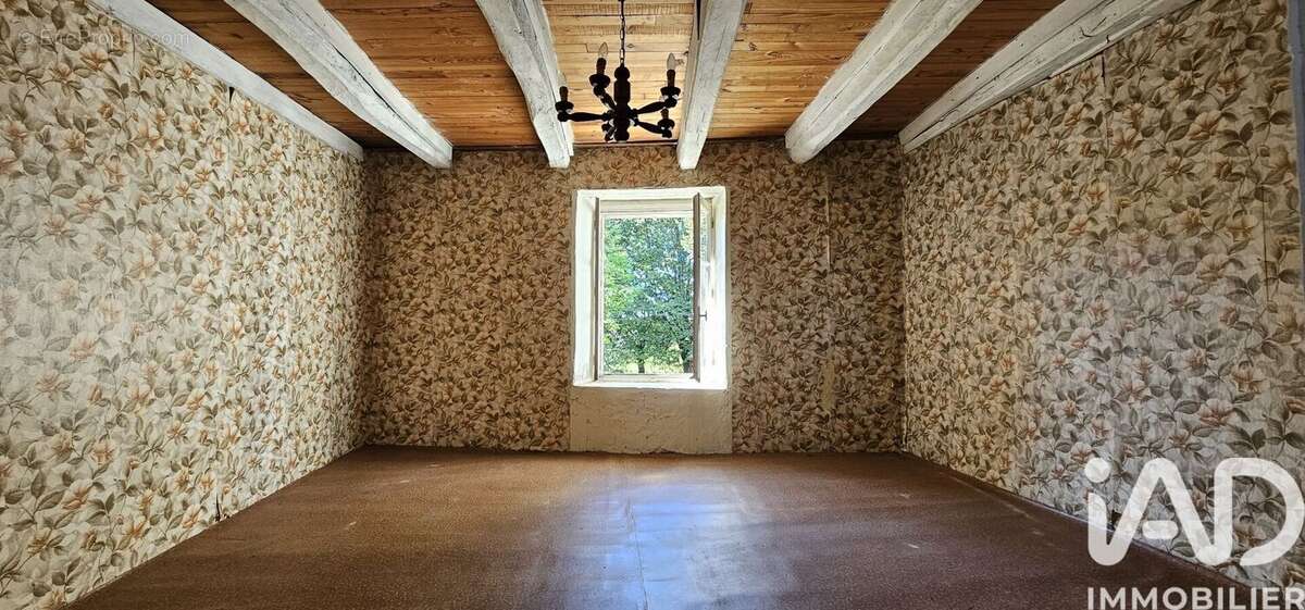 Photo 9 - Maison à CHAUSSENAC