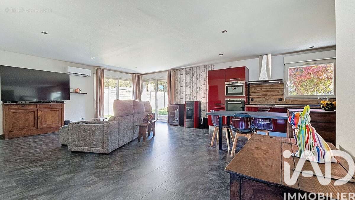 Photo 2 - Maison à MARCHEPRIME