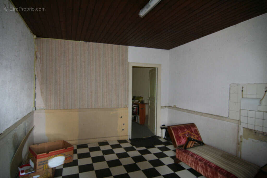 Maison à CHARBONNAT