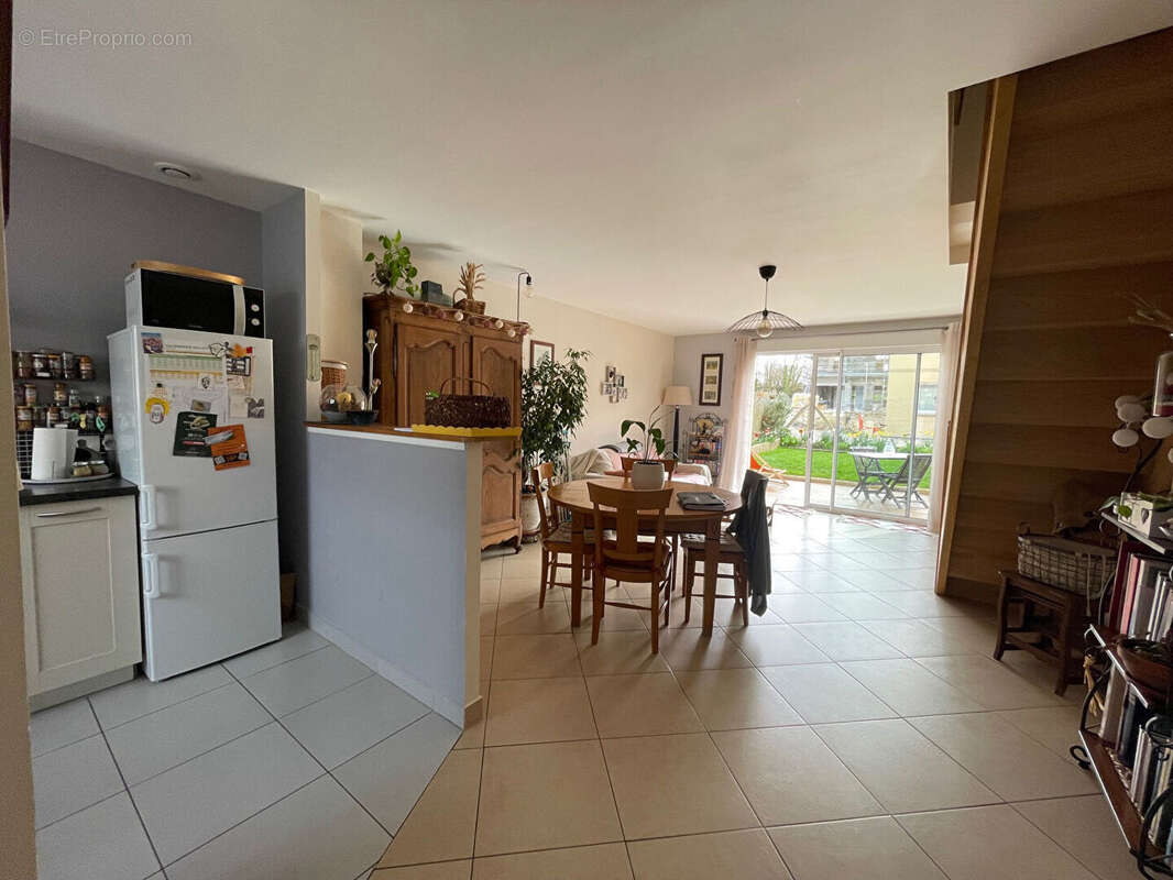 Maison Epernon 4 pièce(s) 69.98 m2 - photo 3