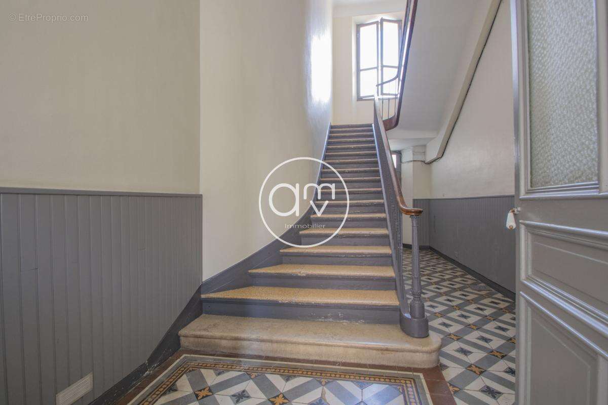 Appartement à HYERES