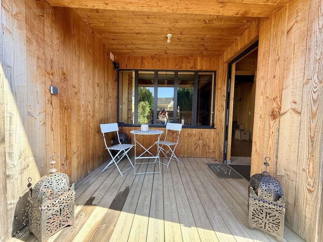 Photo 2 - Maison à LAMOTHE-LANDERRON