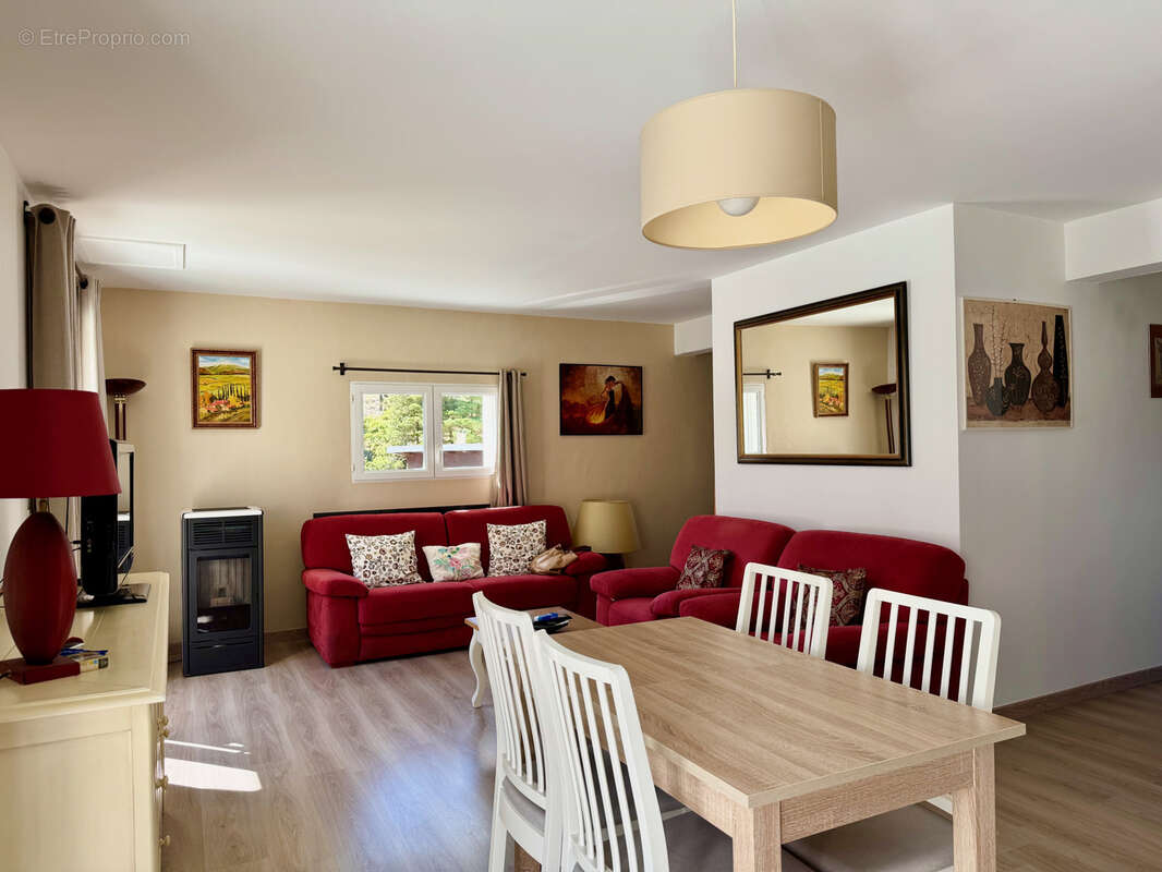 Appartement à BEAUMONT-DU-VENTOUX