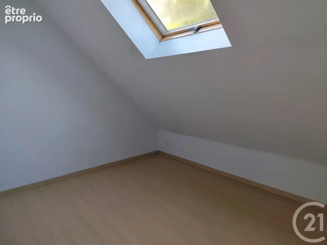 Maison 6 pièces 94 m² à vendre à Nassandres (27550) - photo 10