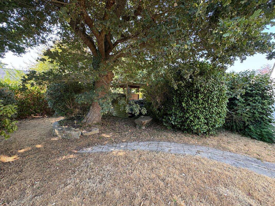 A vendre RIEC SUR BELON (29340) Maison 8 pièces 5 chambres 1 bureau 141 m2 - photo 16