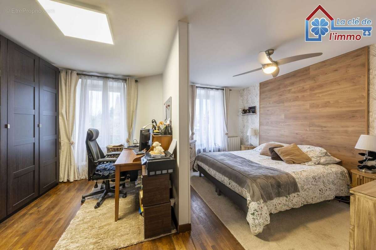 Appartement à MOISSY-CRAMAYEL
