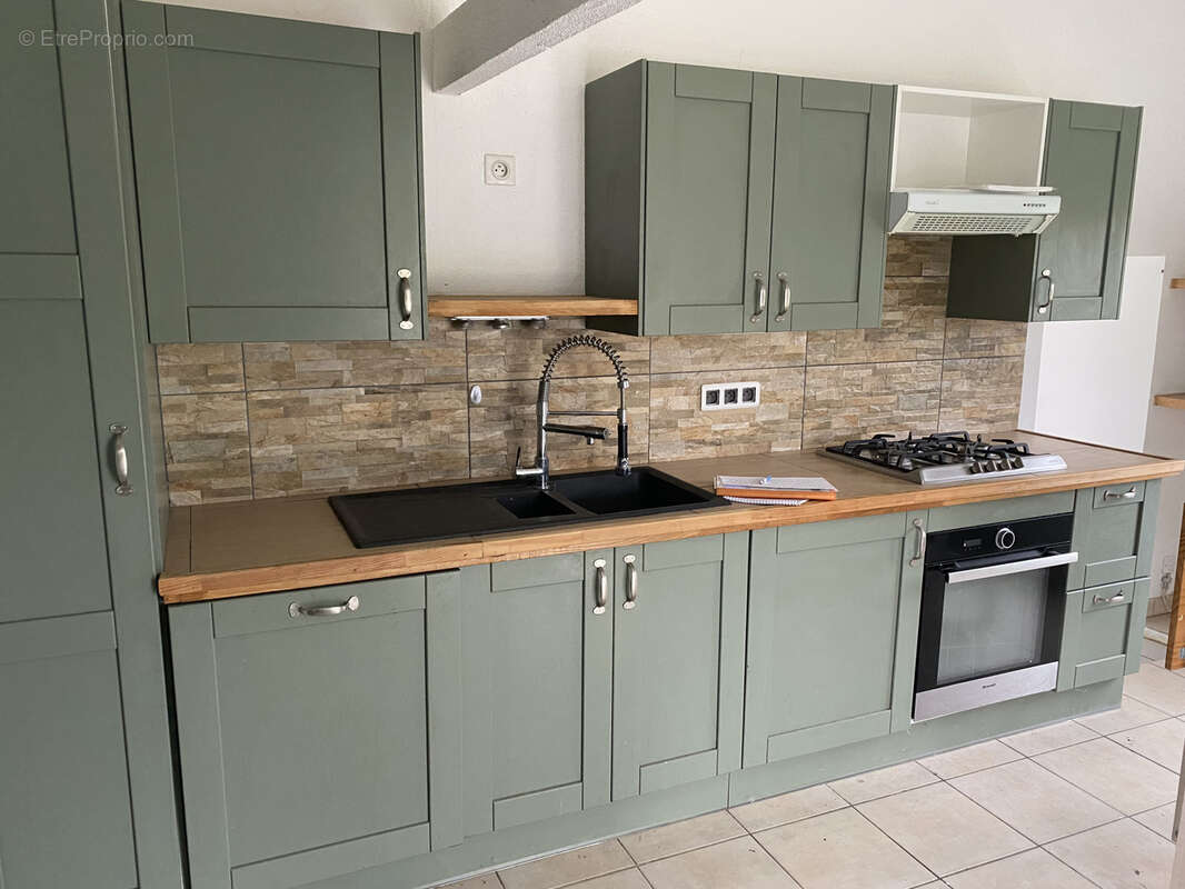 Maison à SAINT-HILAIRE-LES-PLACES