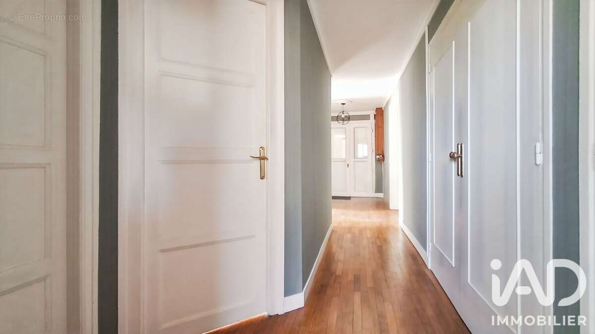 Appartement 106 m² à Grandvilliers  - photo 3