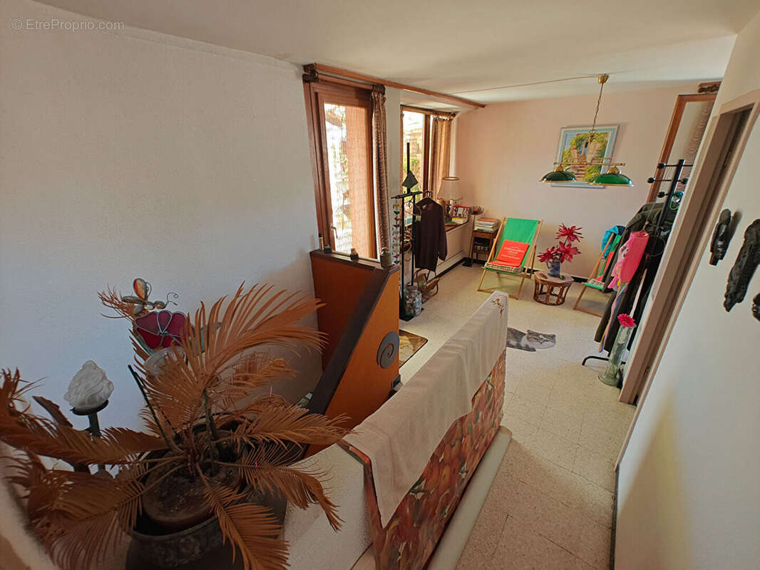 La valette. produit très rare magnifique appartement duplex 5 pièces de 118m² habitables avec immense terrasse plein sud de 40m² - photo 11