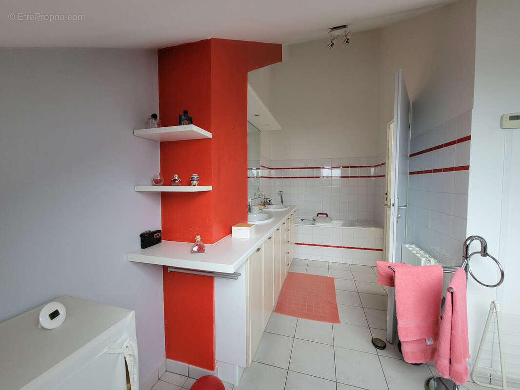 Appartement à CHEVIGNY-SAINT-SAUVEUR