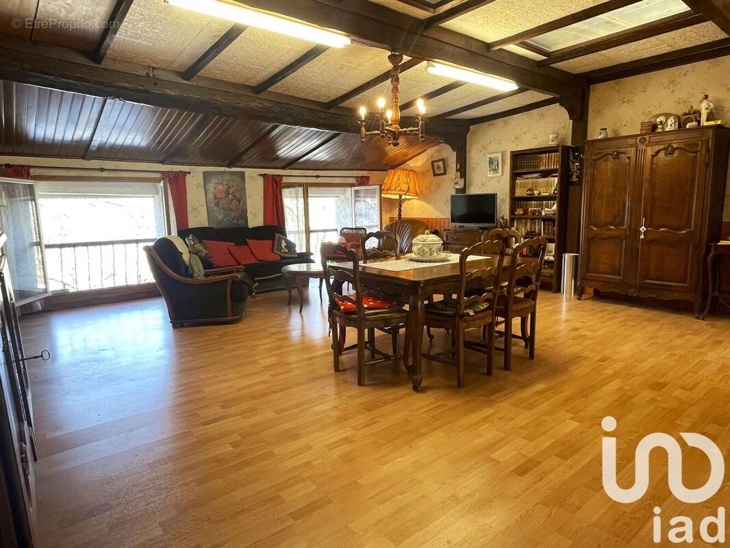 Photo 1 - Maison à CLAVIERS