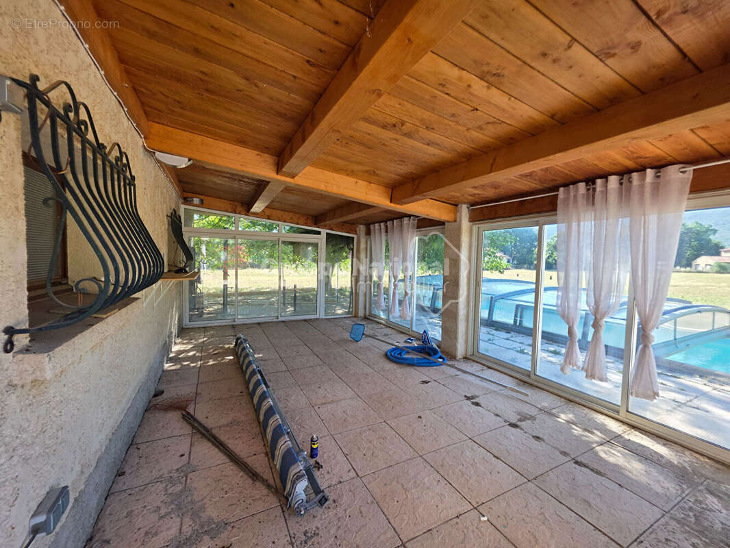 Maison à NANS-LES-PINS