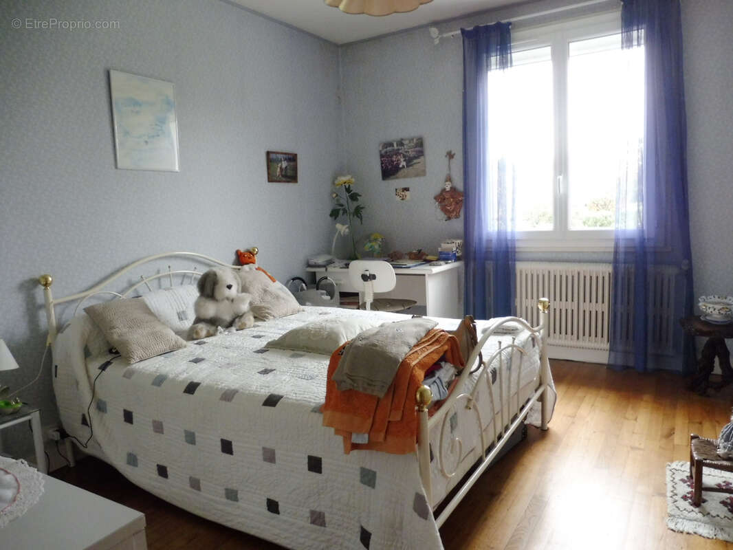 Riberac proche commerces - photo 13