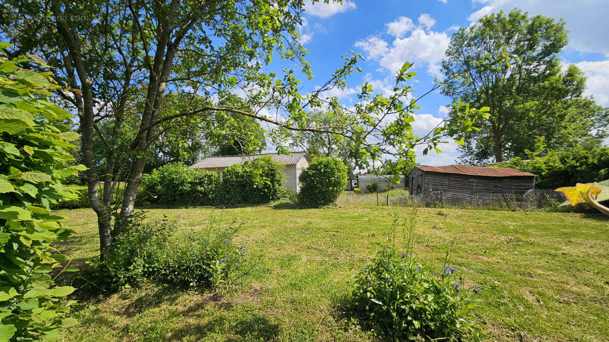 Maison à CERISY-BULEUX