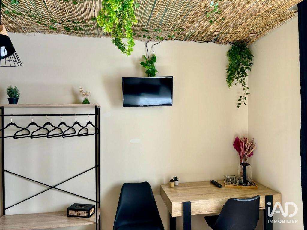 Photo 9 - Commerce à SEVERAC-LE-CHATEAU