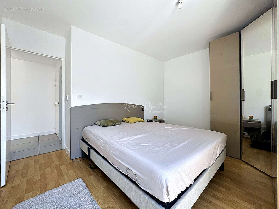 Maison f4 99 m2 centre ville avec garage et piscine - photo 10
