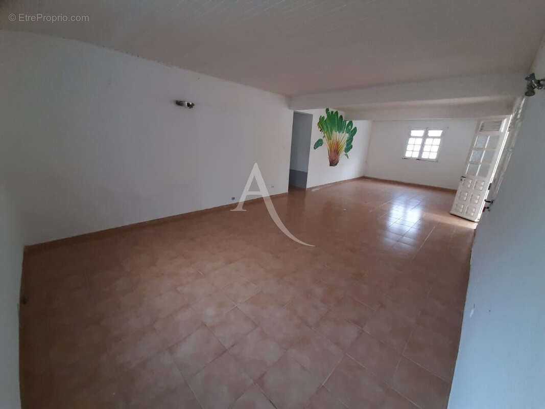 Maison à LA TRINITE