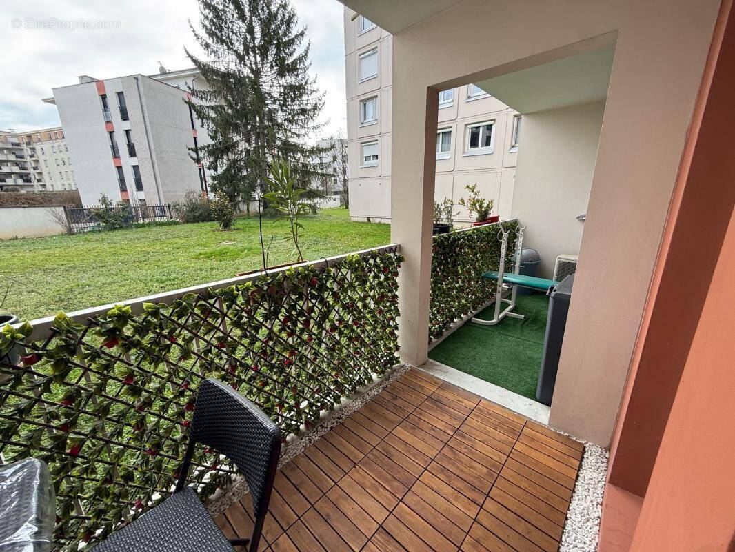 Appartement à FONTAINES-SUR-SAONE