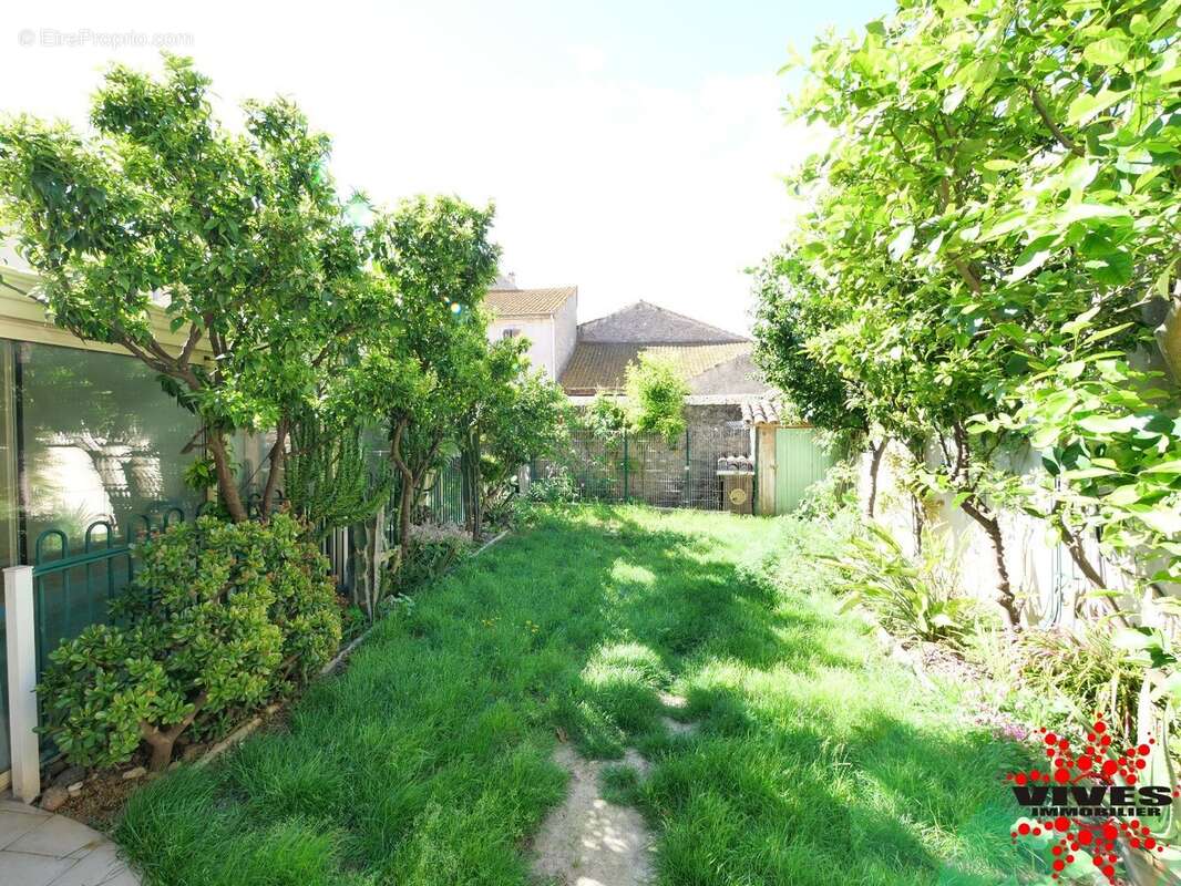 Maison à NISSAN-LEZ-ENSERUNE