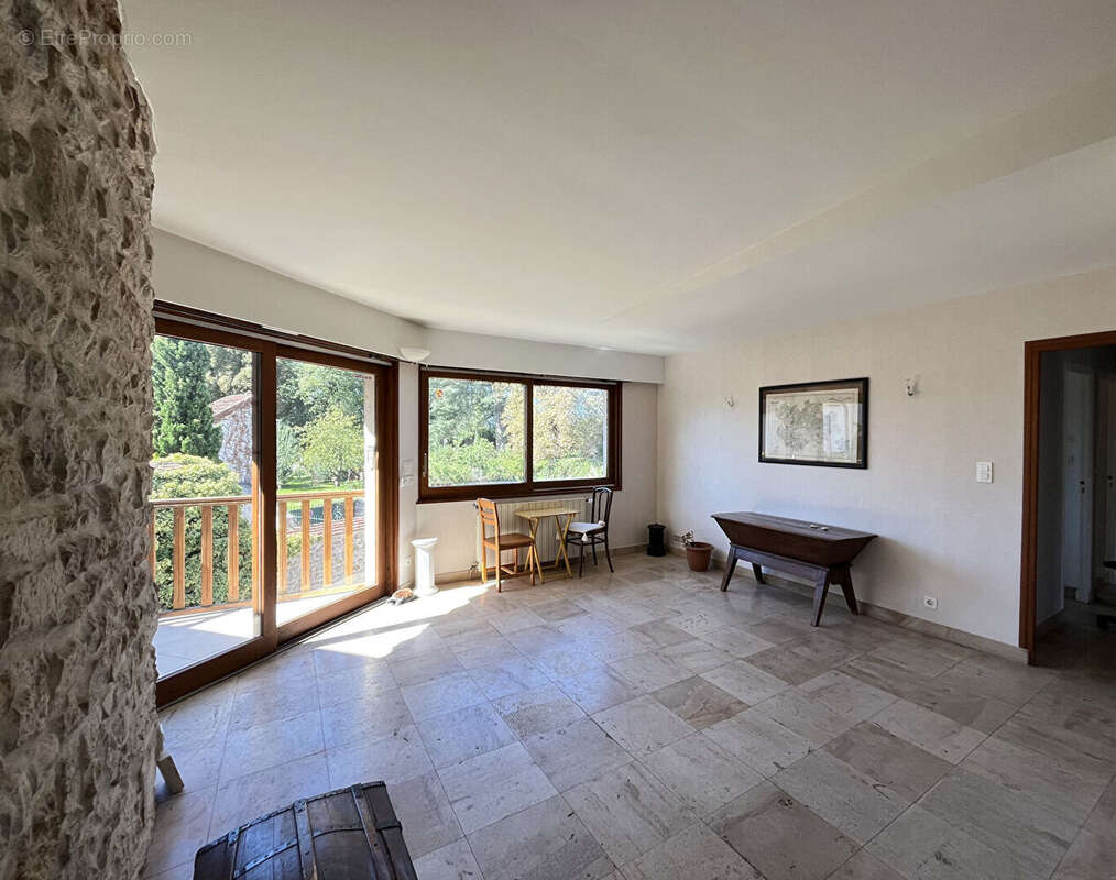 Appartement à DECIZE