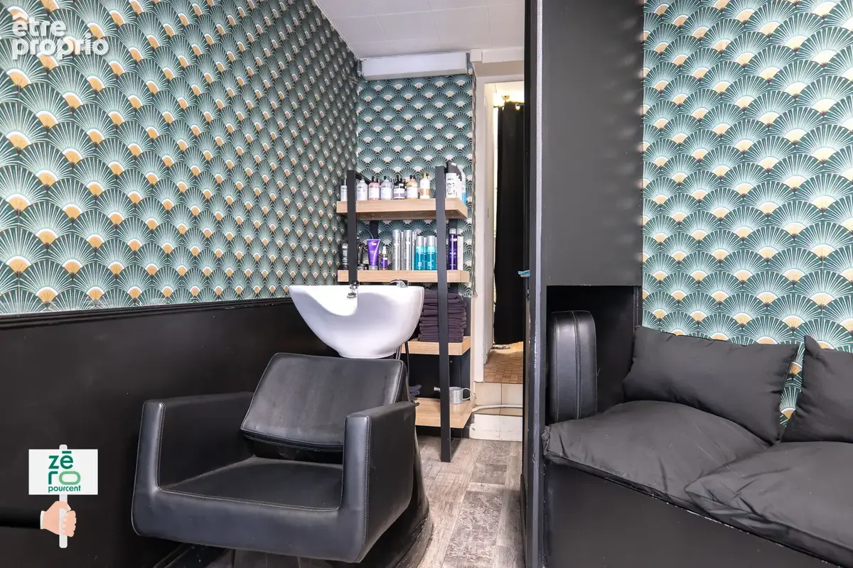 Fonds de commerce salon de coiffure à vendre   l’aiguillon-la-presqu’île   clientèle fidèle depuis plus de 30 - photo 15