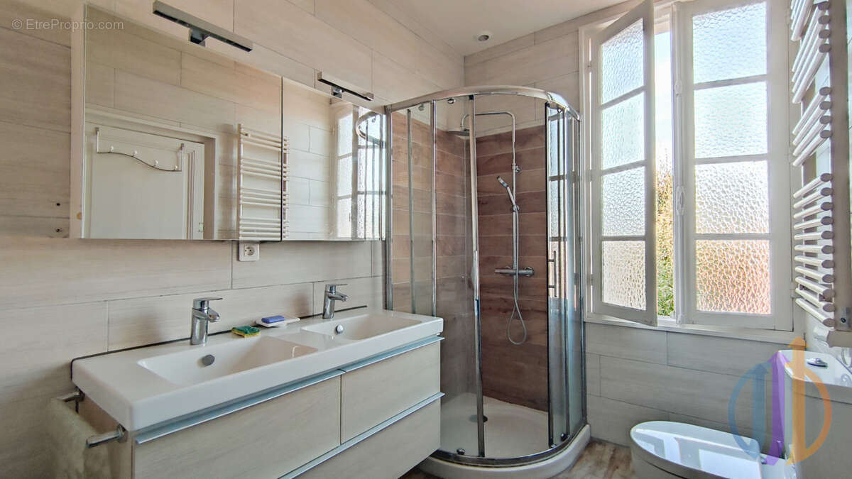 Maison 6 pièces 110m2 à 200m de la plage. - photo 10