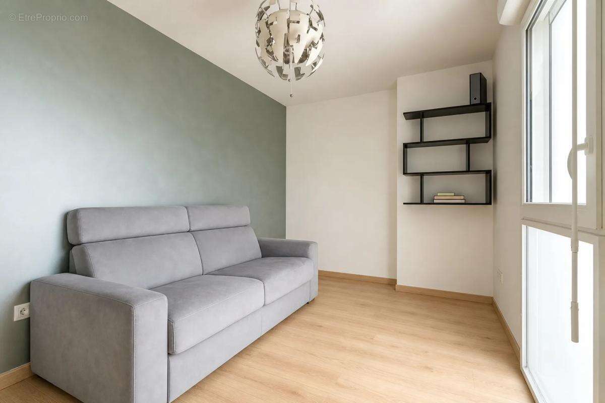 Duplex de charme 5 pièces avec terrasse à Stains - photo 8