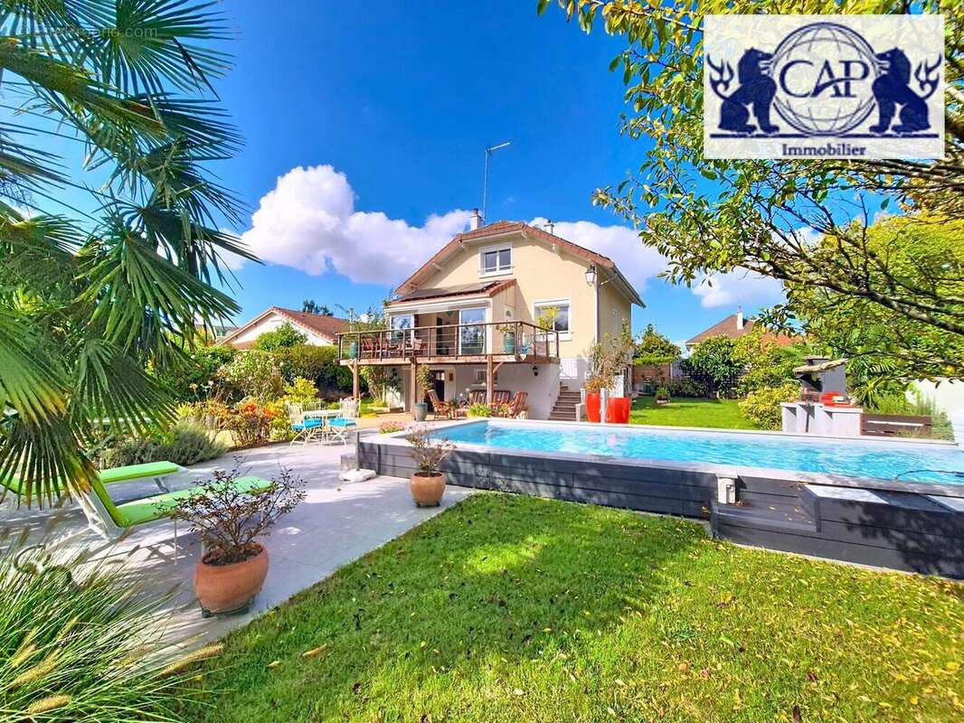 Maison 126 m² à Courlon-Sur-Yonne  - photo 2