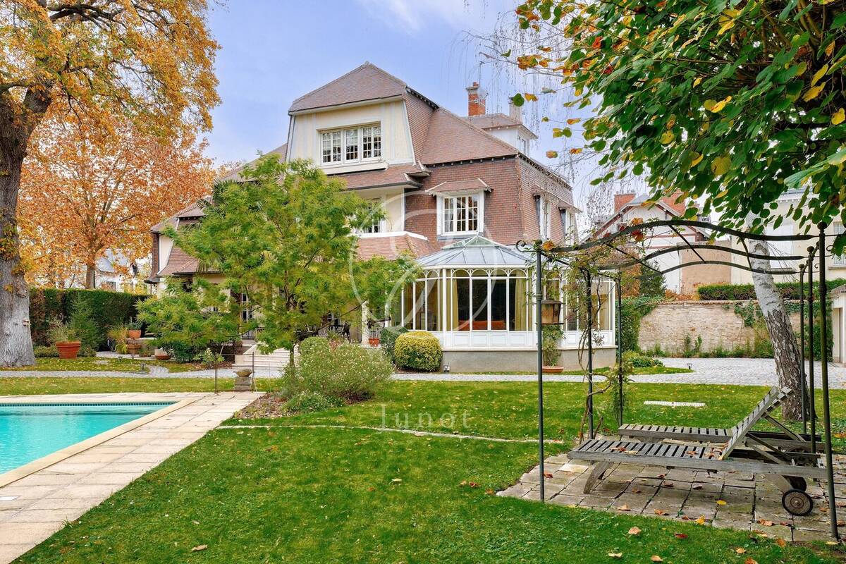 Maison à LE VESINET