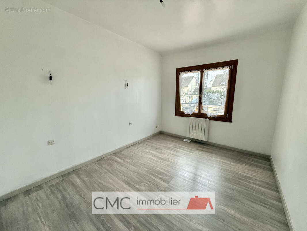 Maison 6 pièces 113 m² à vendre à Luce (28110) - photo 8