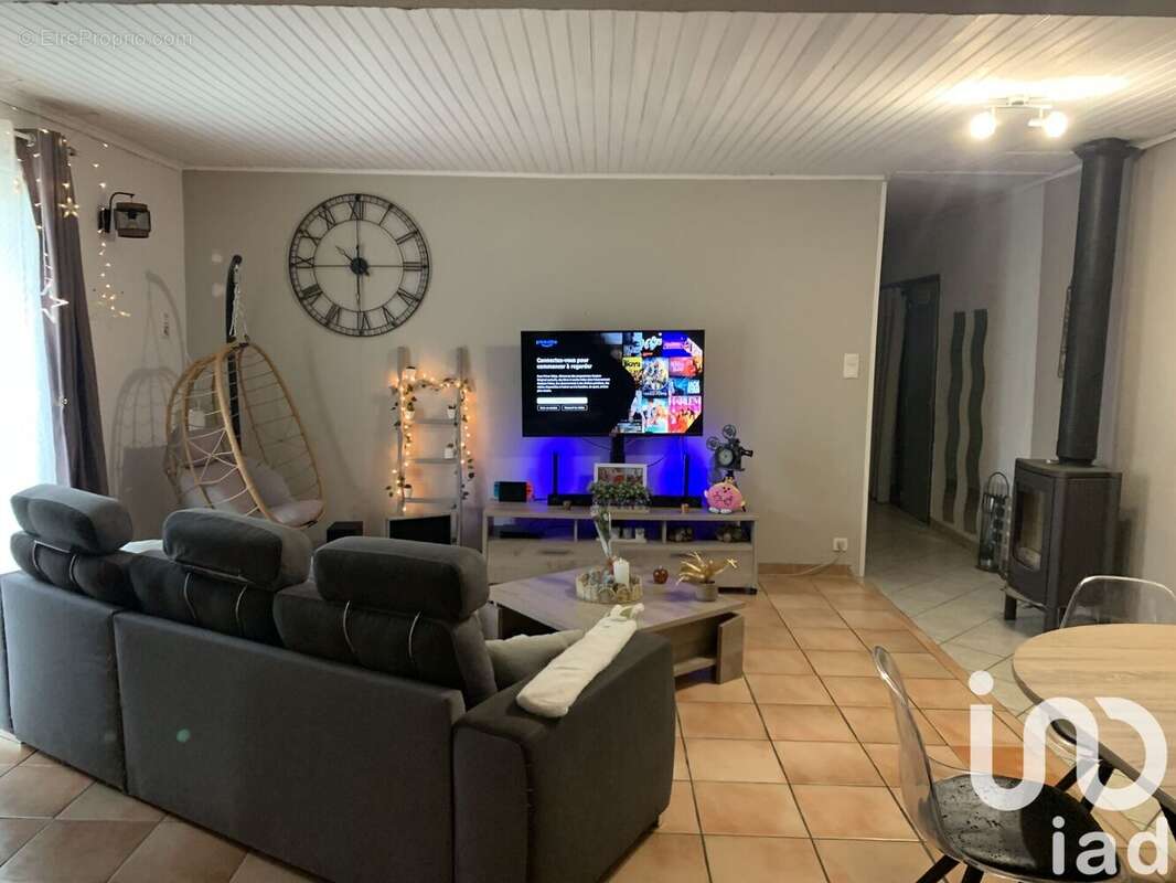 Maison 150 m² à Saint-Vivien-De-Monsegur  - photo 7