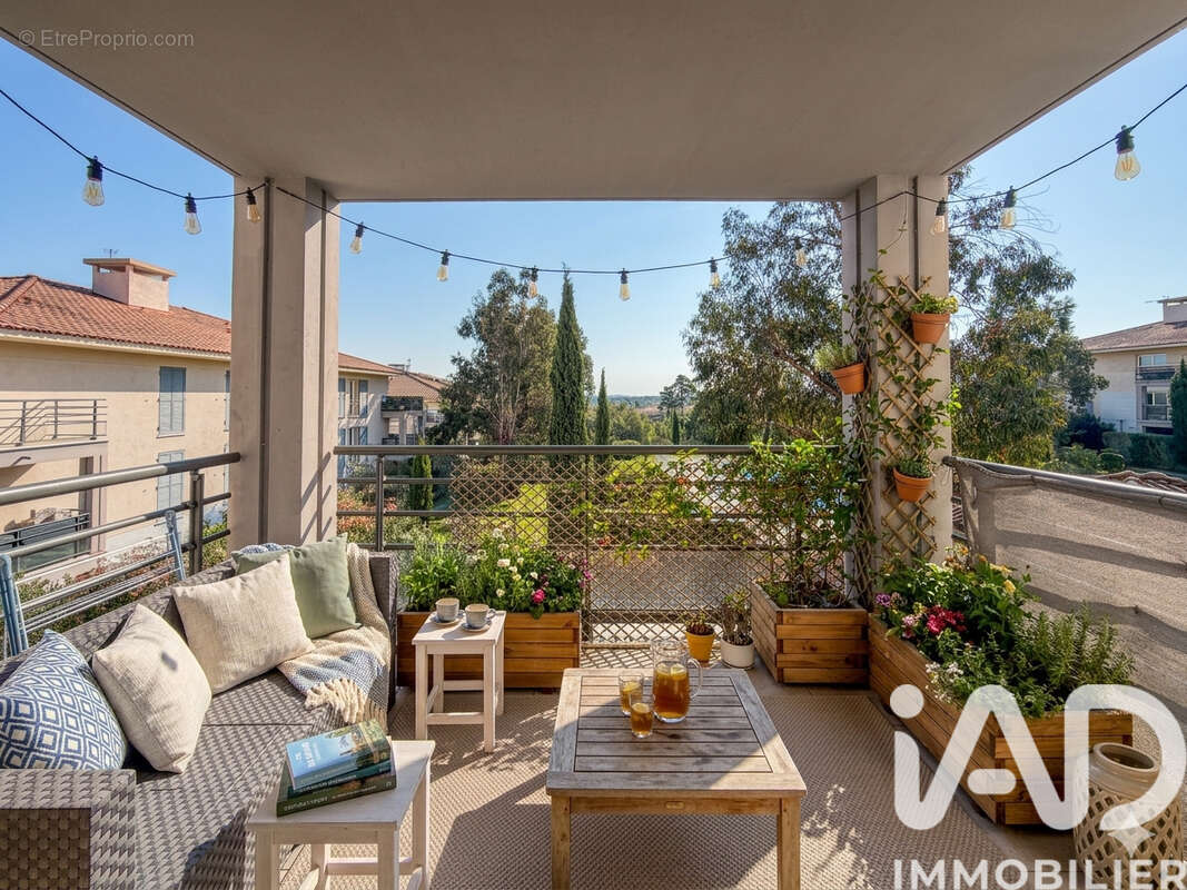 Photo 8 - Appartement à ROQUEBRUNE-SUR-ARGENS