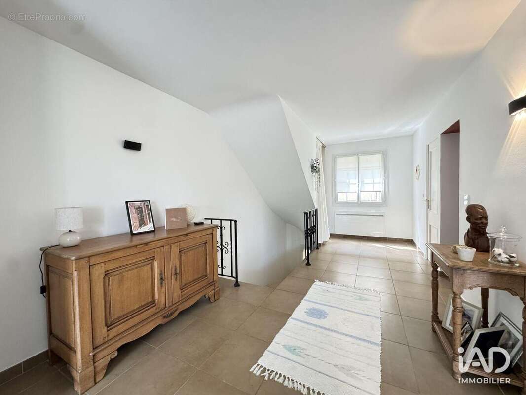 Photo 4 - Maison à TRETS
