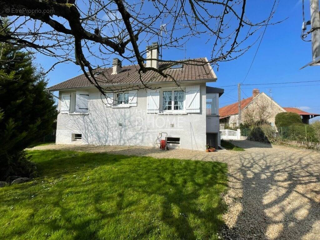 Maison à ROZAY-EN-BRIE