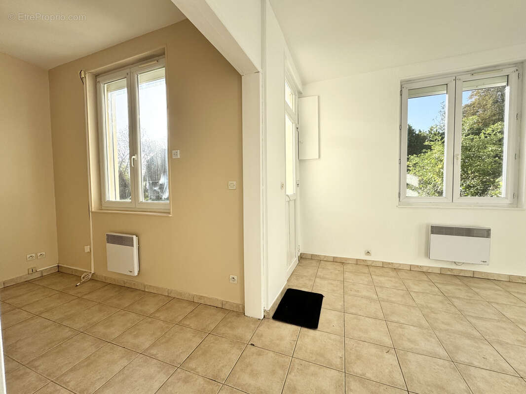 Maison à FONTAINE-LE-DUN