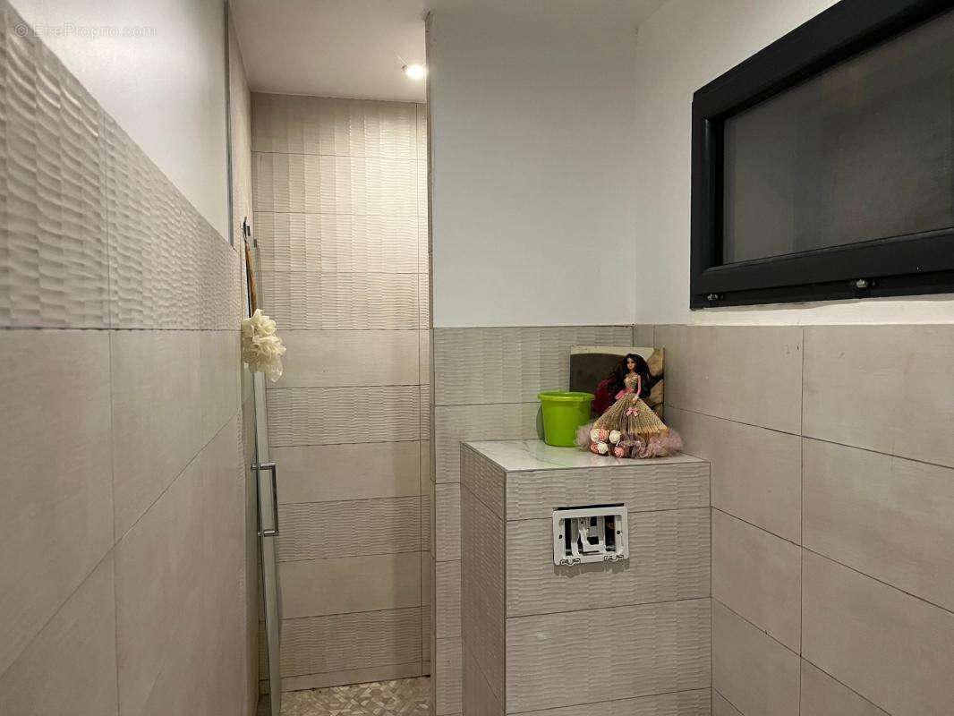 Maison 167 m² 5 chambres et garage ARVEYRES - photo 21